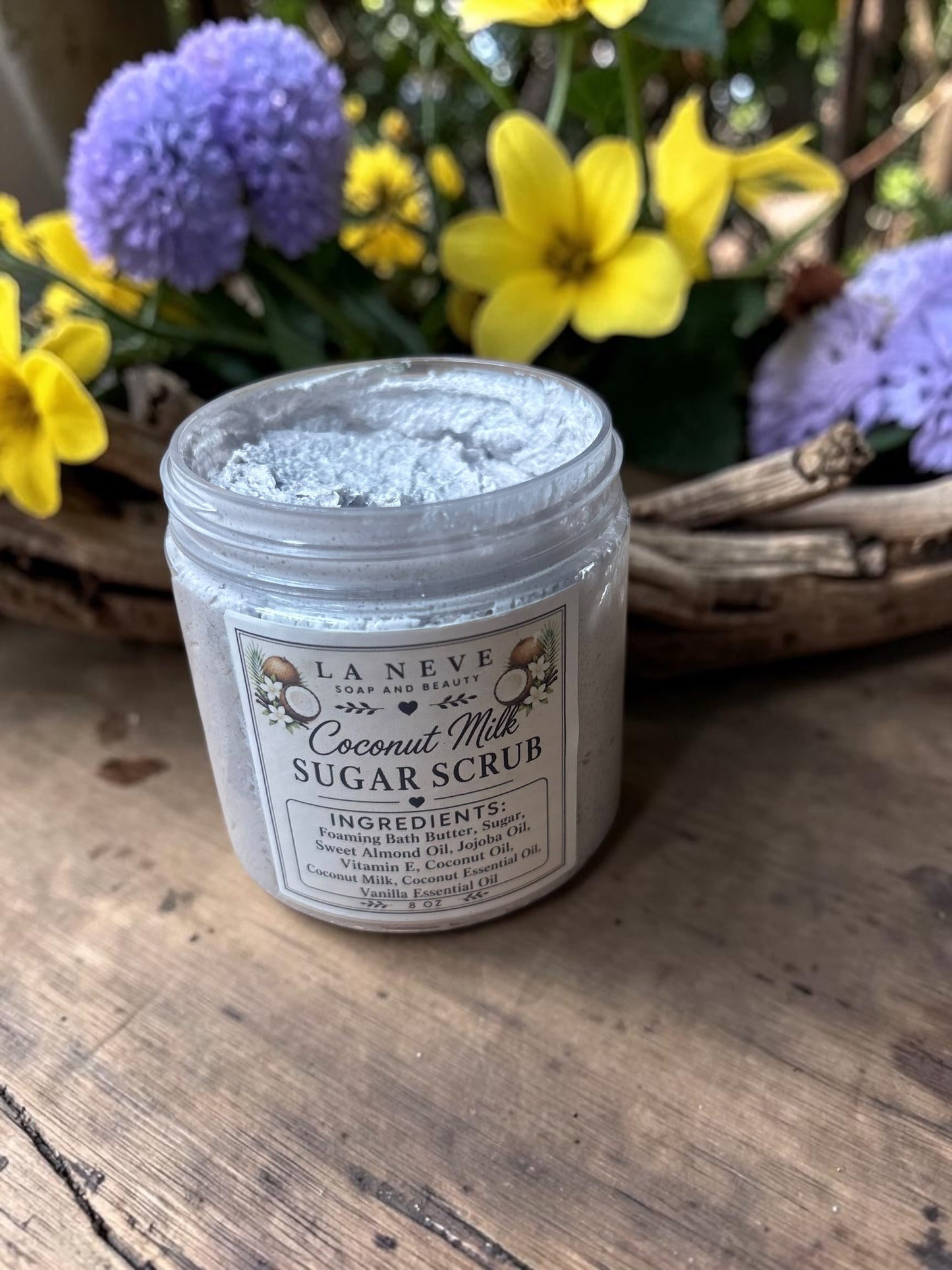 Foaming Sugar Scrub: Coconut Milk
