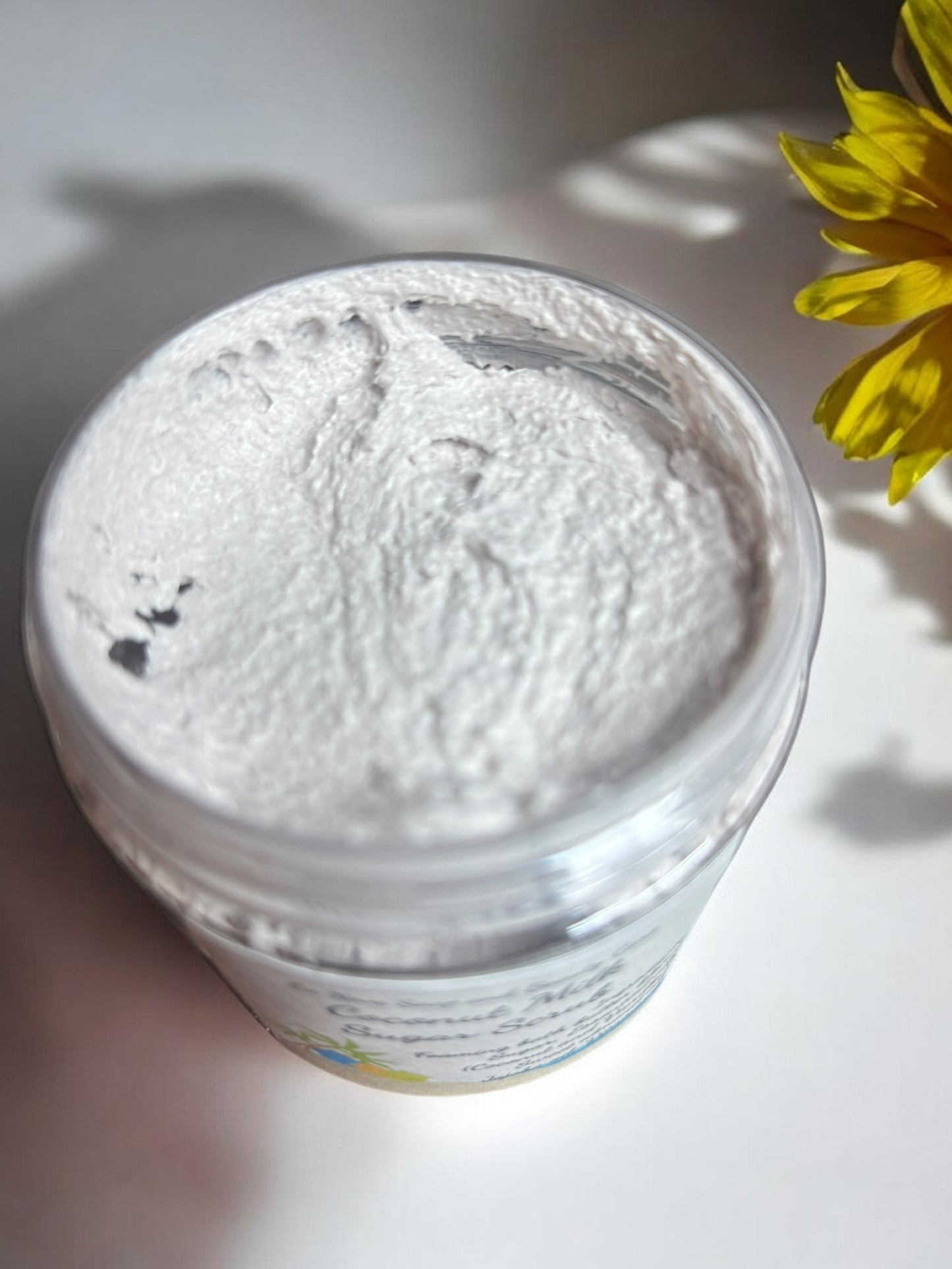 Foaming Sugar Scrub: Coconut Milk