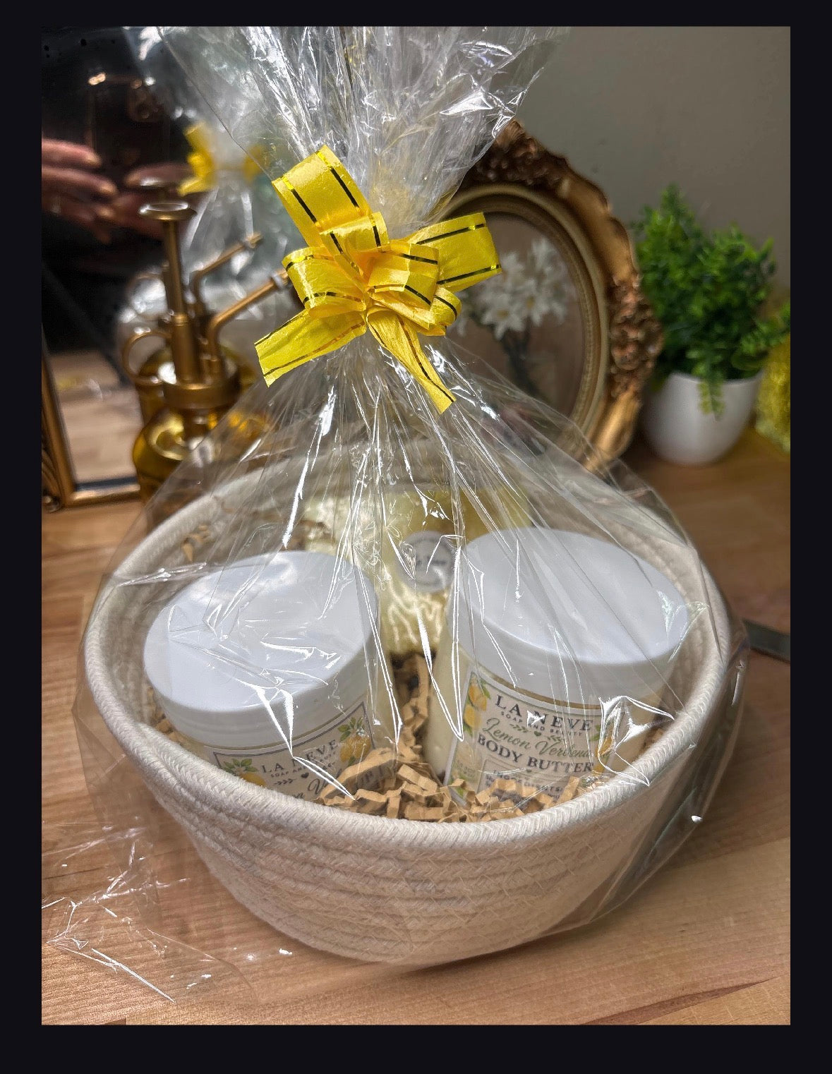 Wrapped Gift Set Bundle