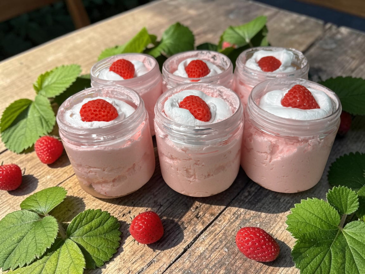 Foaming Sugar Scrub- Strawberries and Cream