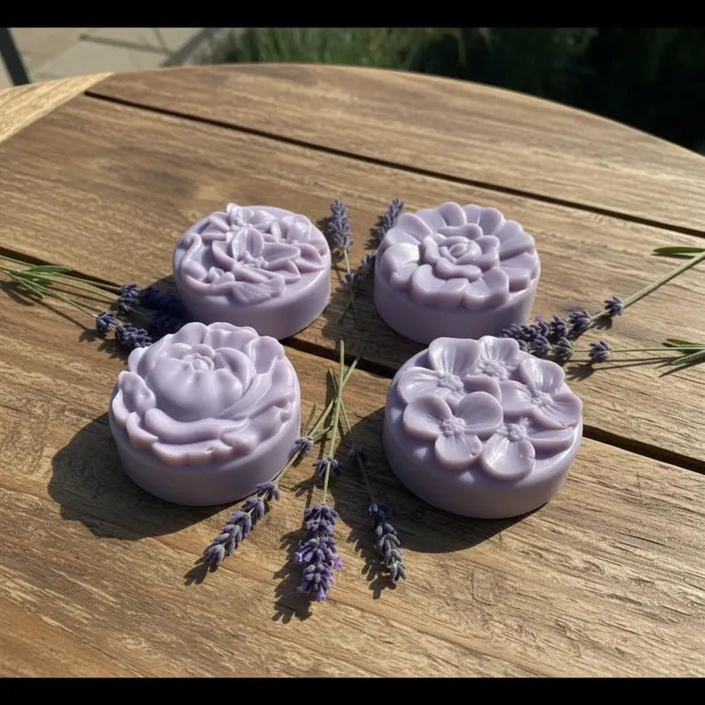 Lavanda: Goat Milk Soap with Lavender and Bergamot