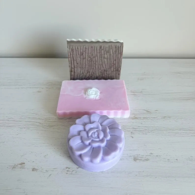 La Neve Bundle: Rose, Lavender, Sandalwood Soaps, Body Butter, Scrub