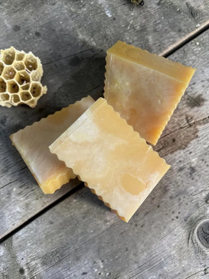 Honeycomb Glow: Goat Milk Soap with Turmeric, Honey, and Sweet Orange
