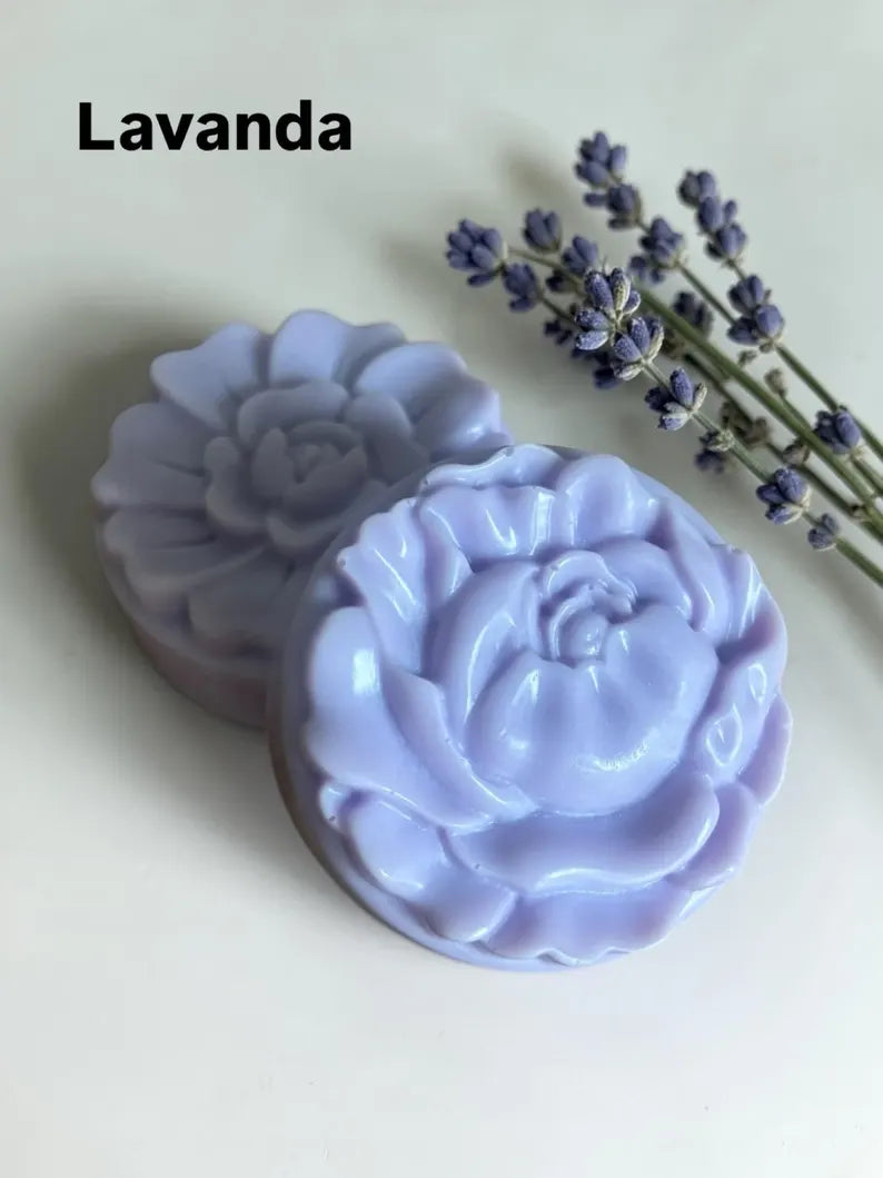 La Neve Bundle: Rose, Lavender, Sandalwood Soaps, Body Butter, Scrub