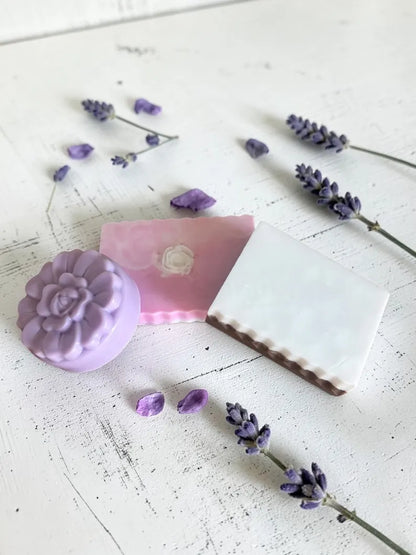 La Neve Bundle: Rose, Lavender, Sandalwood Soaps, Body Butter, Scrub